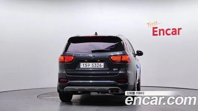 Kia Sorento 2019 — фото 4
