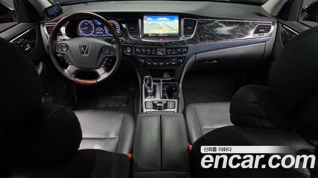 Hyundai Equus 2013 — фото 10