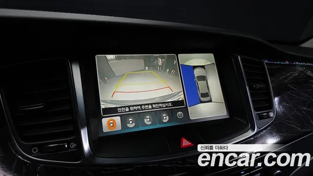 Hyundai Equus 2013 — фото 20