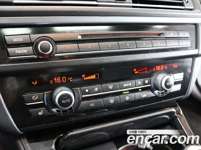 BMW 5-Series 2012 — фото 10