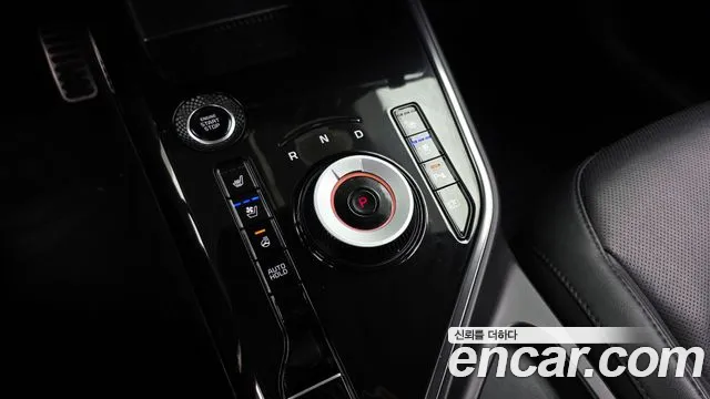 Kia Niro 2022 — фото 11