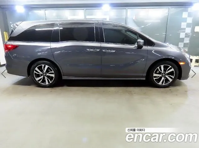 Honda Odyssey 2019 — фото 3