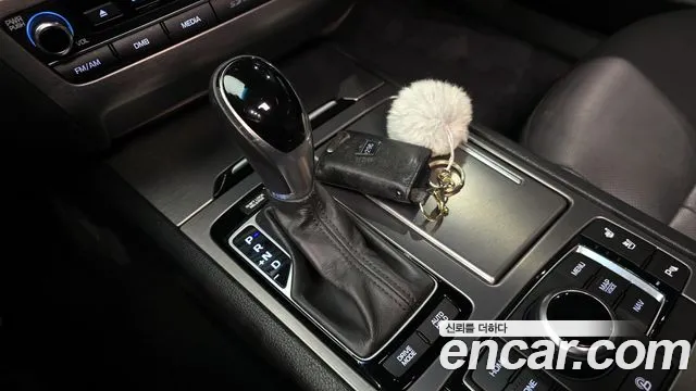 Hyundai Genesis 2016 — фото 9