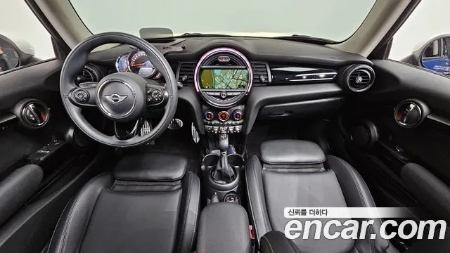 Mini Cooper 2018 — фото 10
