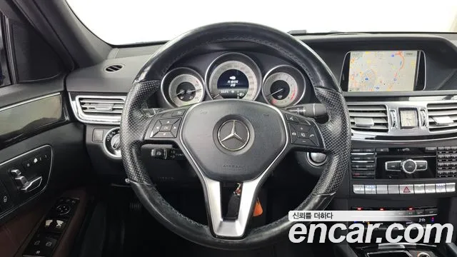 Mercedes-Benz E-Class 2015 — фото 13