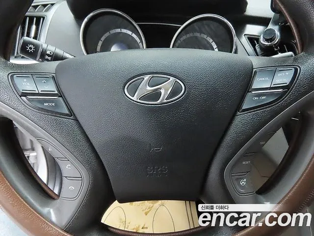 Hyundai Sonata 2014 — фото 14