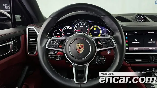 Porsche Cayenne 2023 — фото 13