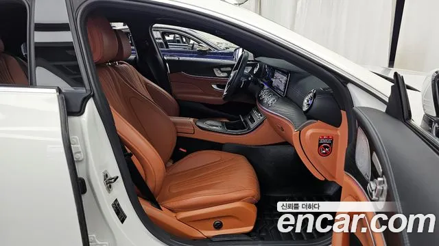 Mercedes-Benz CLS-Class 2022 — фото 17