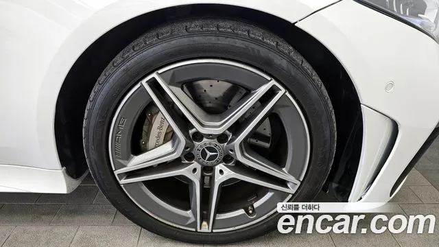 Mercedes-Benz CLS-Class 2022 — фото 7
