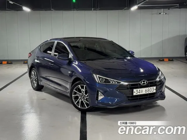 Hyundai AVANTE 2019 — фото 1