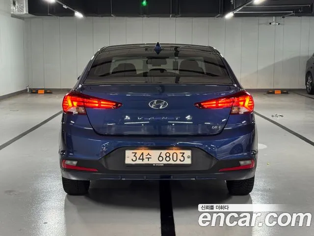 Hyundai AVANTE 2019 — фото 4