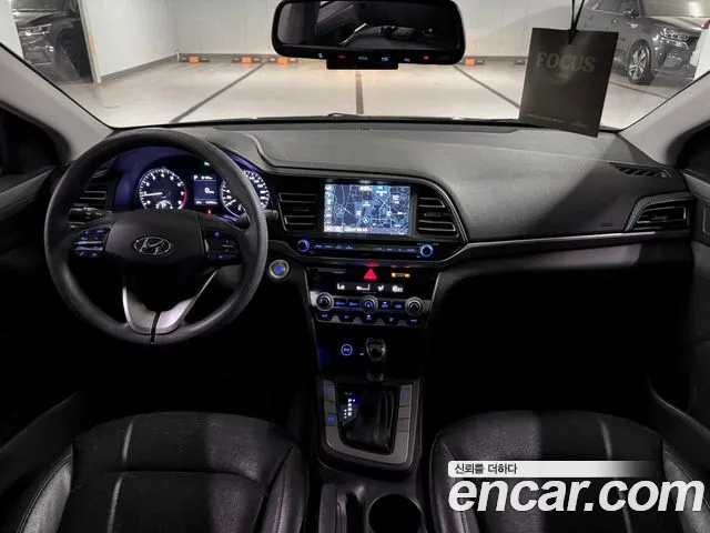 Hyundai AVANTE 2019 — фото 7