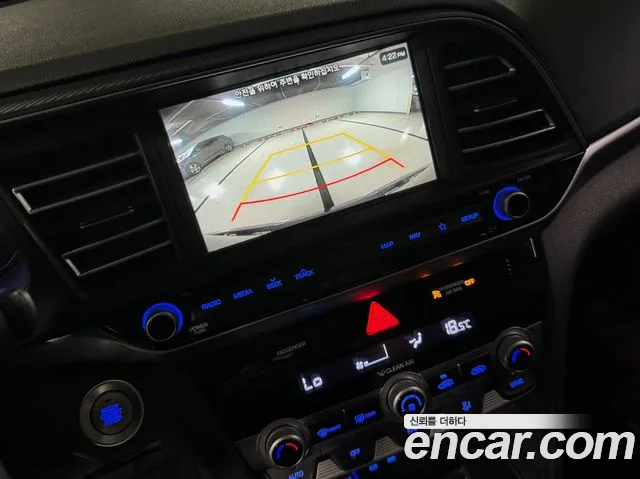 Hyundai AVANTE 2019 — фото 13