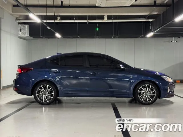 Hyundai AVANTE 2019 — фото 20
