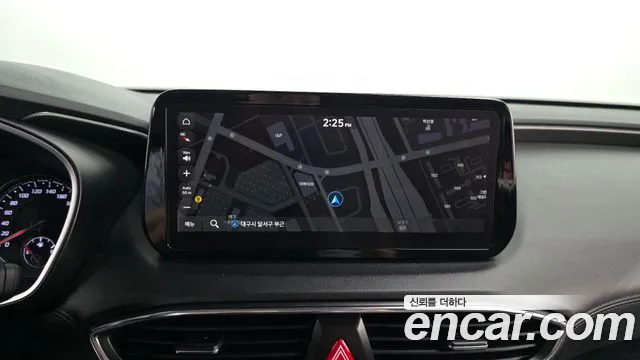 Hyundai Santafe 2023 — фото 14