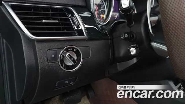 Mercedes-Benz GLE-Class 2017 — фото 18