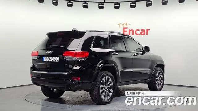 Jeep Cherokee 2018 — фото 2