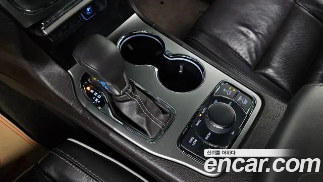 Jeep Cherokee 2018 — фото 9
