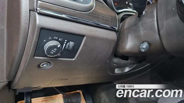 Jeep Cherokee 2018 — фото 14