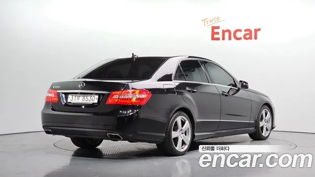 Mercedes-Benz E-Class 2013 — фото 2