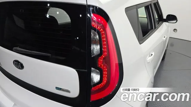 Kia Soul 2018 — фото 9