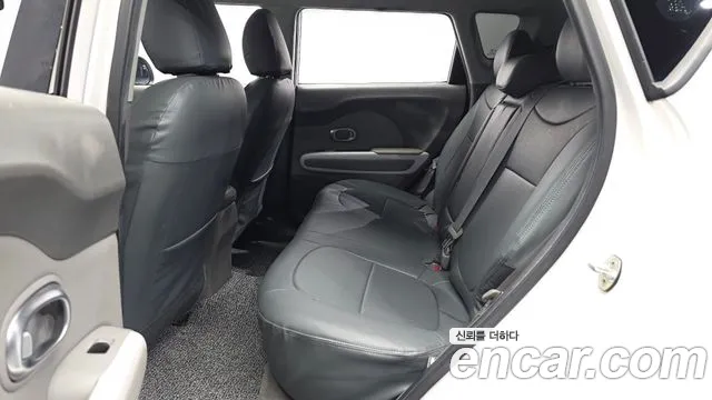 Kia Soul 2018 — фото 16