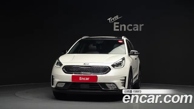 Kia Niro 2018 — фото 3