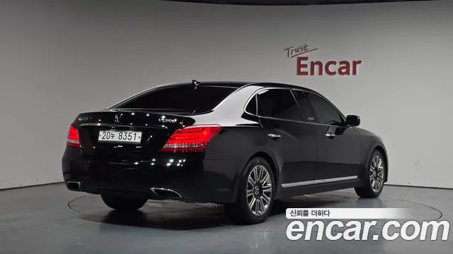 Hyundai Equus 2014 — фото 1