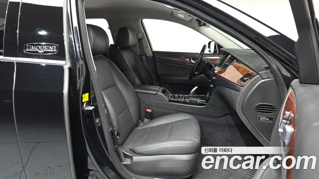 Hyundai Equus 2014 — фото 16