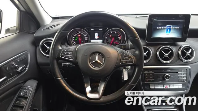 Mercedes-Benz GLA-Class 2019 — фото 18