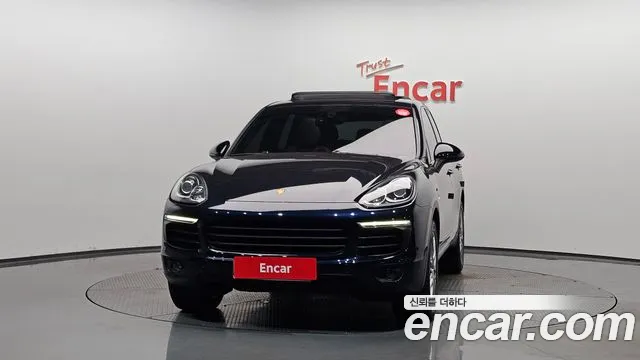 Porsche Cayenne 2016 — фото 3