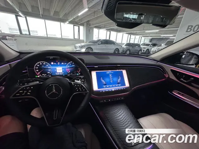 Mercedes-Benz E-Class 2025 — фото 12