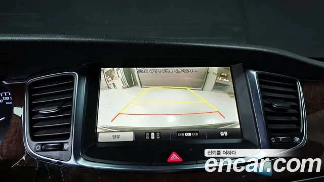 Hyundai Equus 2014 — фото 15