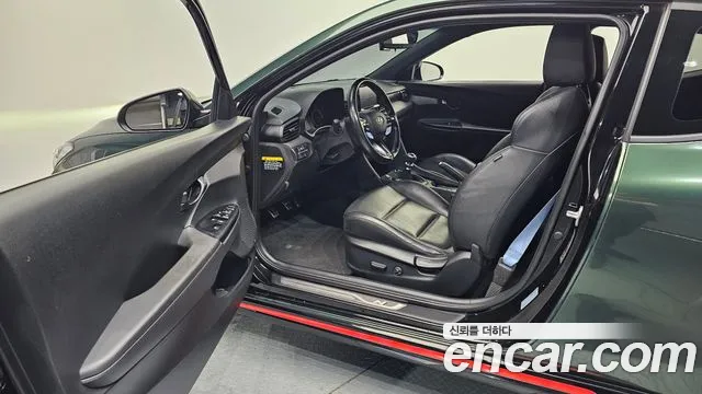 Hyundai Veloster 2019 — фото 13