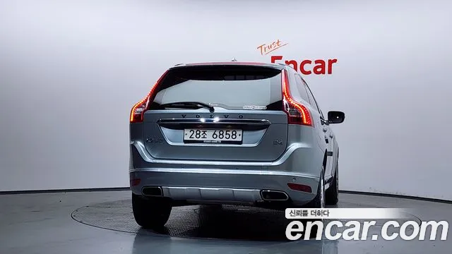 Volvo XC60 2015 — фото 4