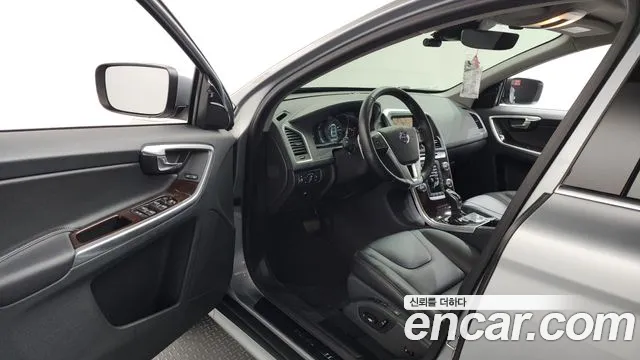 Volvo XC60 2015 — фото 10
