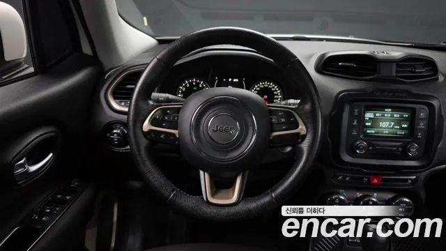 Jeep Renegade 2016 — фото 13
