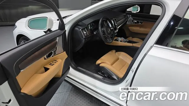 Volvo S90 2021 — фото 13