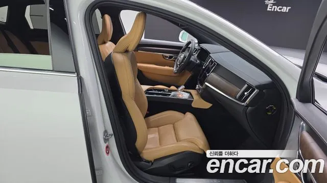 Volvo S90 2021 — фото 17