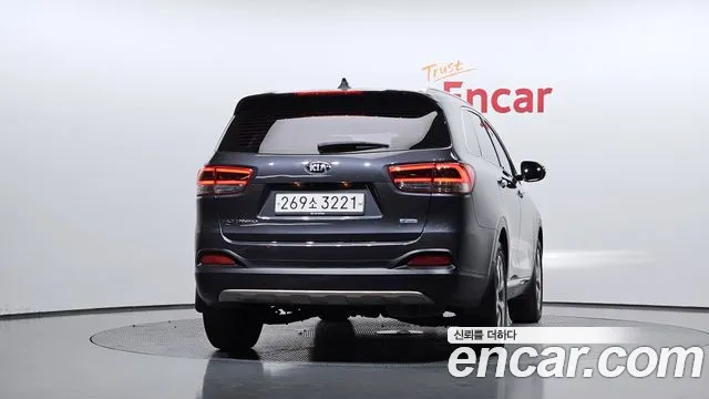 Kia Sorento 2016 — фото 4