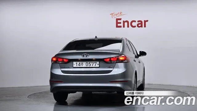 Hyundai AVANTE 2016 — фото 4