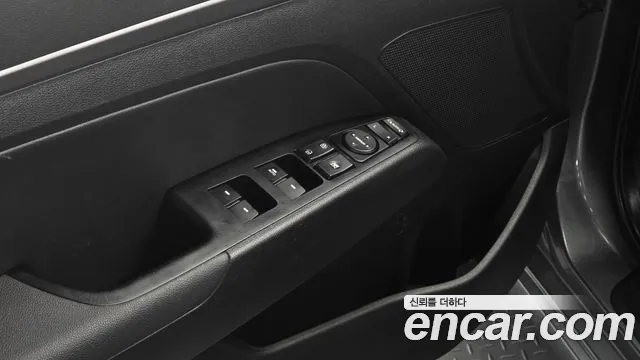 Hyundai AVANTE 2016 — фото 16