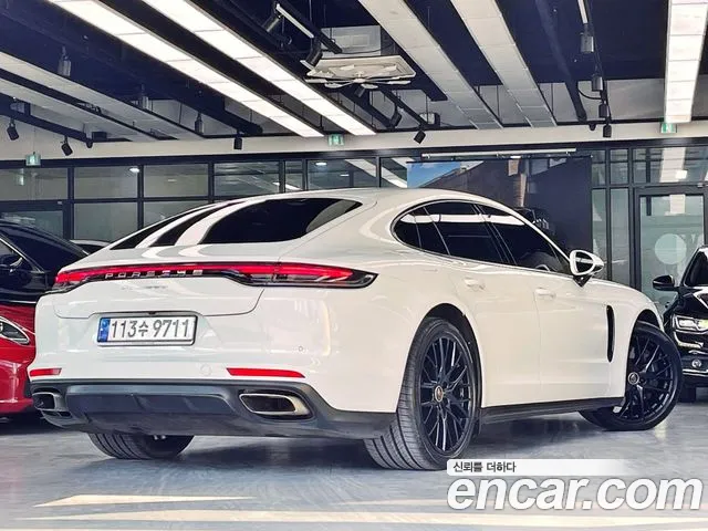 Porsche Panamera 2021 — фото 4