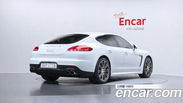 Porsche Panamera 2016 — фото 2