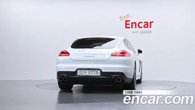 Porsche Panamera 2016 — фото 4