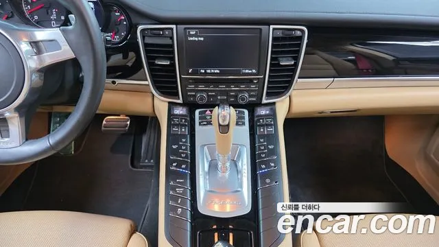 Porsche Panamera 2016 — фото 14