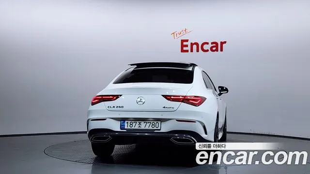 Mercedes-Benz CLA-Class 2023 — фото 3