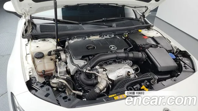 Mercedes-Benz CLA-Class 2023 — фото 5