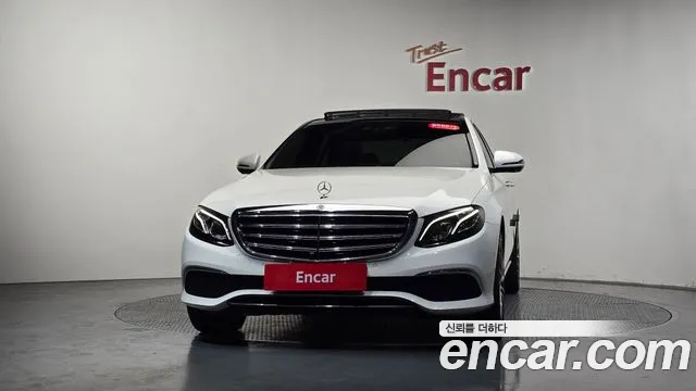 Mercedes-Benz E-Class 2019 — фото 2