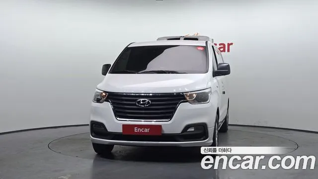 Hyundai Starex 2020 — фото 3
